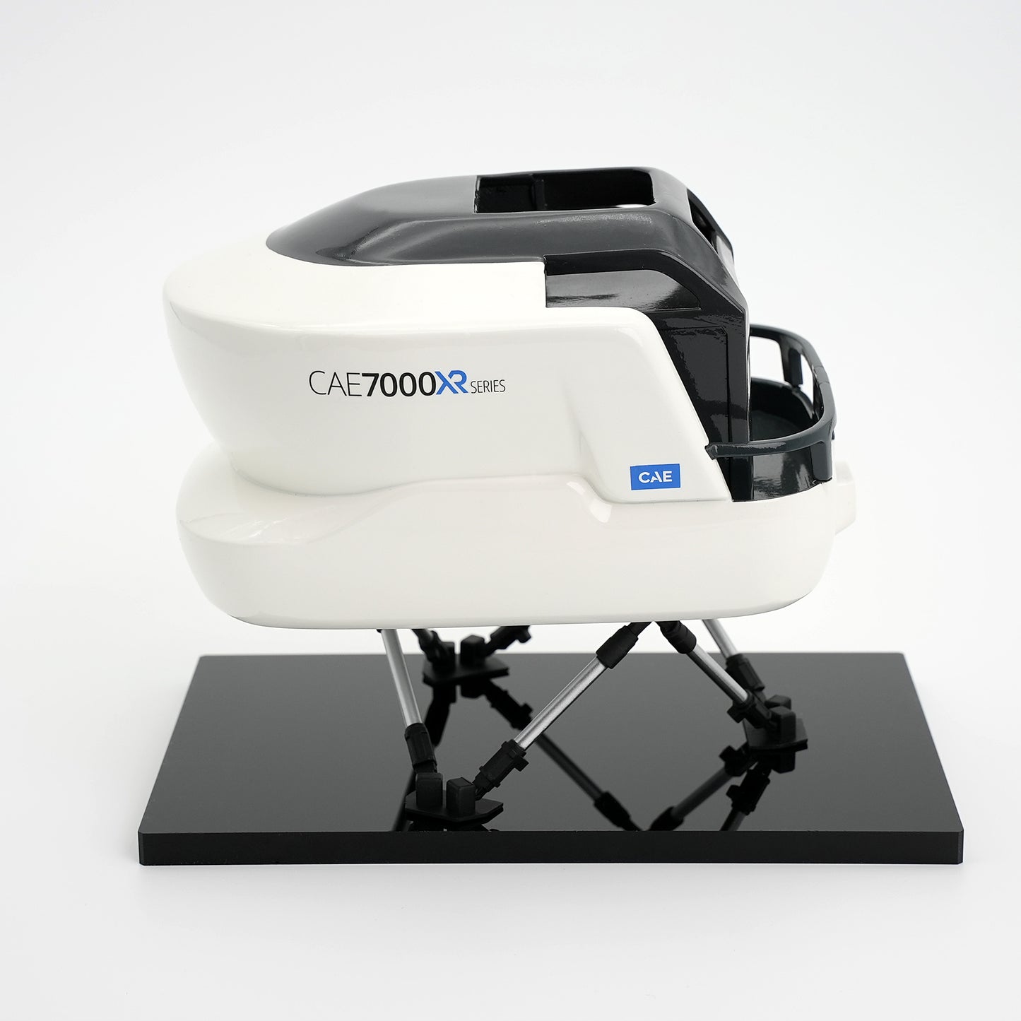 MM12 CAE 7000XR Flight Simulator Desk Model